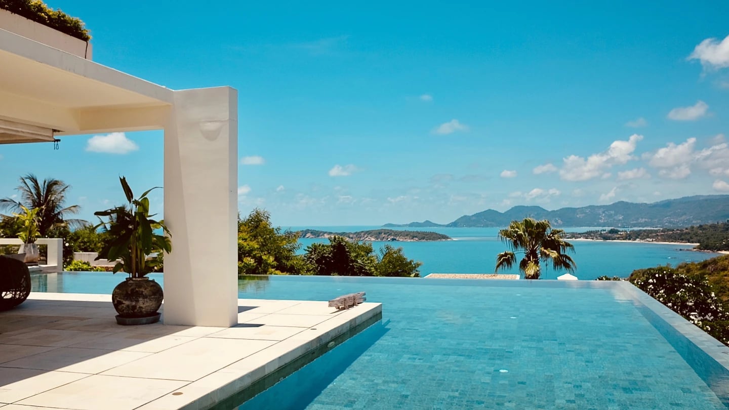 Piscine à débordement face à la mer, Koh Samui